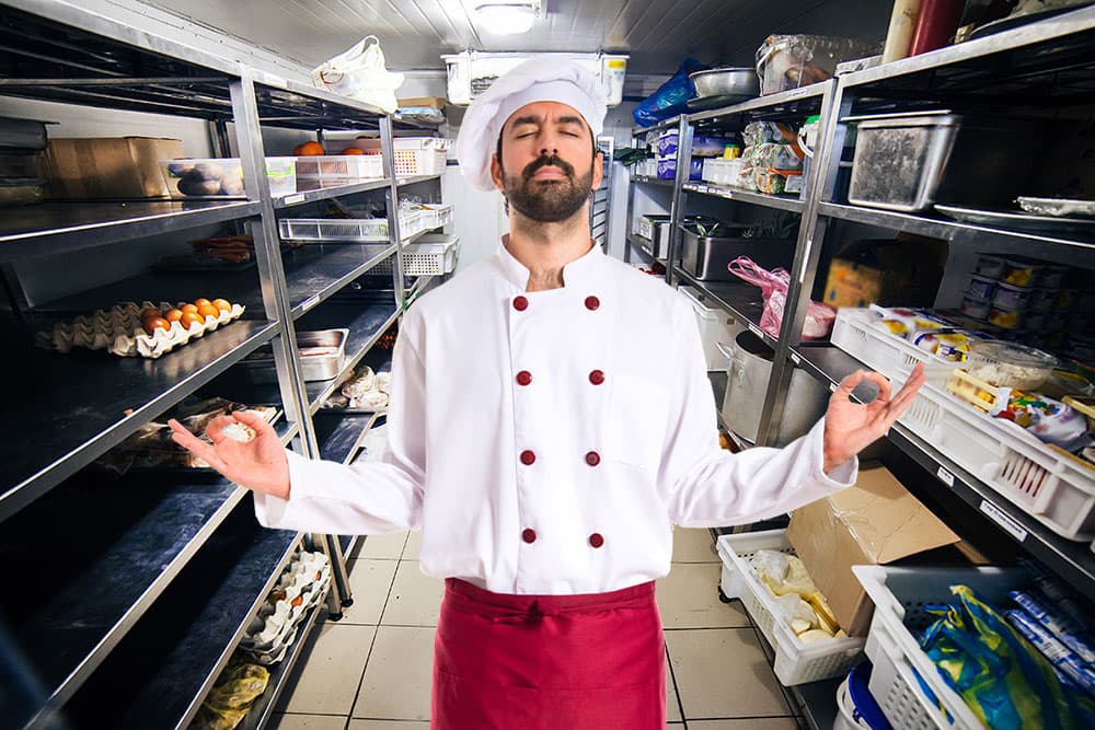 Hibachi Chef Prepares Himself Backstage To Rock Table Full of Hungry Patrons